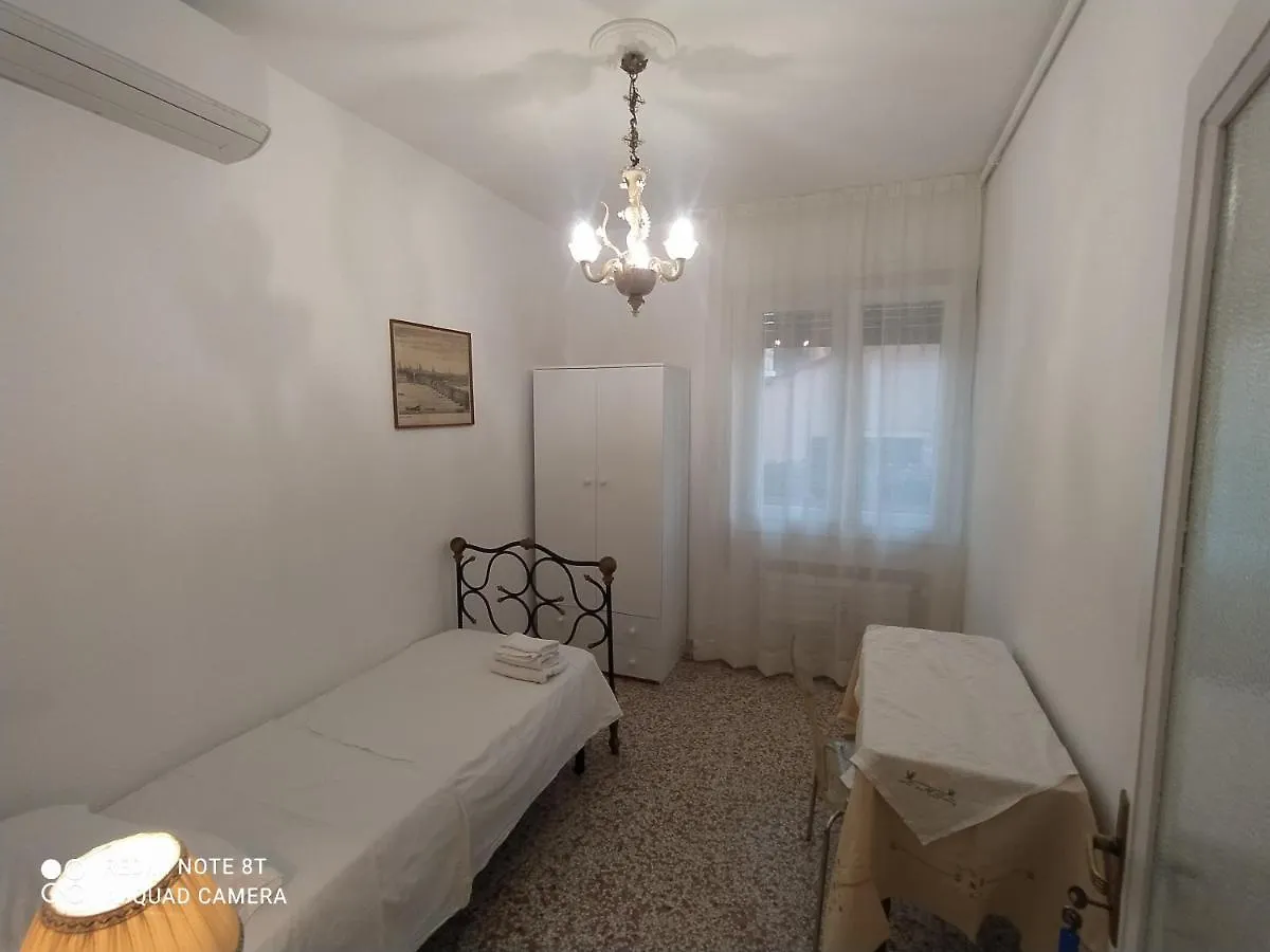 Pensión Casa Gialla Venecia Italia